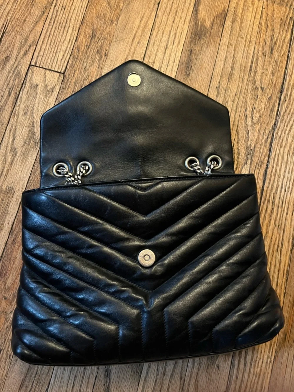 Saint Laurent Black Quilted Chevron Leather Shoulder Bag with Silver YSL Logo - Picture 6 of 8